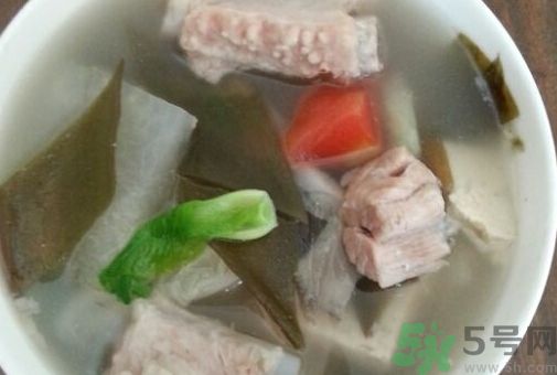 海帶排骨湯什么時(shí)候放鹽最好?海帶排骨湯加鹽的時(shí)間 海帶排骨湯什么時(shí)候放鹽最好?海帶排骨湯加鹽的時(shí)間