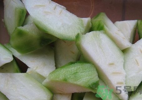 絲瓜皮有什么用處?絲瓜皮的功效與作用 絲瓜皮有什么用處?絲瓜皮的功效與作用