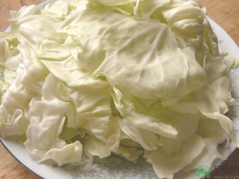 包菜榨汁要加水嗎？包菜汁怎么做？