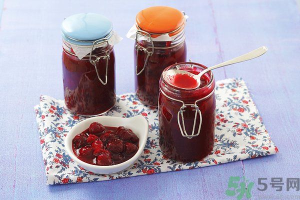 櫻桃核吞下去了怎么辦？不小心吃了櫻桃核怎么辦？