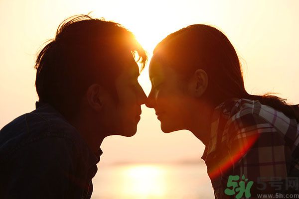 啪啪啪之后小腹痛怎么辦？啪啪啪后為什么會小腹痛？