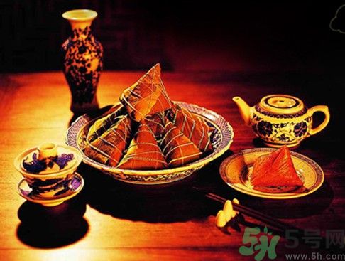 隔夜的粽子可以吃嗎？粽子可以放多久？