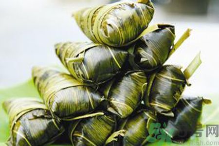 為什么煮粽子葉子會(huì)變黃？為什么煮粽子葉子會(huì)變色？