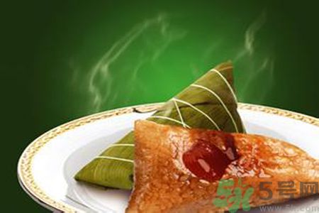 為什么煮粽子葉子會(huì)變黃？為什么煮粽子葉子會(huì)變色？