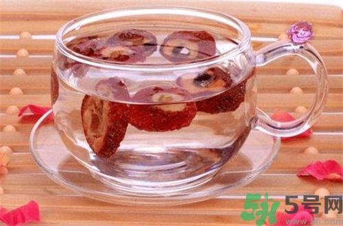 山楂枸杞一起泡水喝好嗎？山楂枸杞一起泡水喝有什么好處？