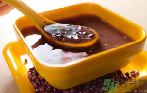 吃紅豆沙有什么好處?紅豆沙的功效與作用 吃紅豆沙有什么好處?紅豆沙的功效與作用