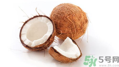 椰子肉可以生吃嗎?椰子肉的營養(yǎng)價值 椰子肉可以生吃嗎?椰子肉的營養(yǎng)價值