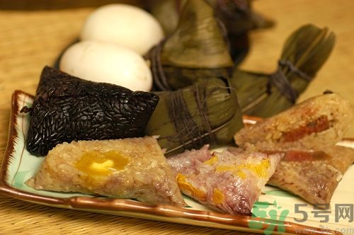 粽子和豆?jié){可以一起吃嗎?粽子和豆?jié){一起吃會(huì)怎么樣 粽子和豆?jié){可以一起吃嗎?粽子和豆?jié){一起吃會(huì)怎么樣