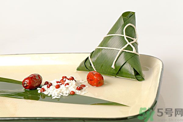 粽子和香蕉能一起吃嗎？粽子和香蕉一起吃好嗎？