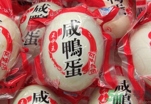 咸鴨蛋不能和什么一起吃?咸鴨蛋和什么相克 咸鴨蛋不能和什么一起吃?咸鴨蛋和什么相克