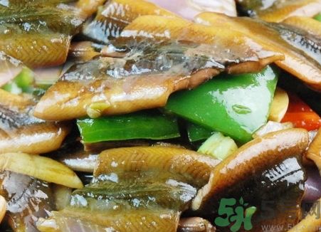 吃鱔魚可以喝牛奶嗎?鱔魚能和牛奶一起吃嗎? 吃鱔魚可以喝牛奶嗎?鱔魚能和牛奶一起吃嗎?