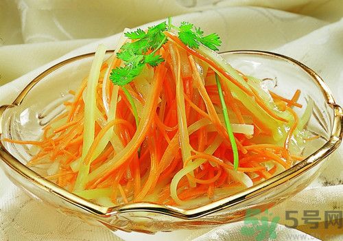 萵筍和胡蘿卜可以一起炒嗎?萵筍和胡蘿卜一起炒會怎么樣 萵筍和胡蘿卜可以一起炒嗎?萵筍和胡蘿卜一起炒會怎么樣