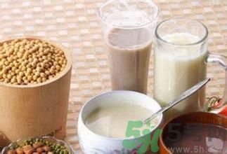 吃荔枝可以喝豆?jié){嗎?荔枝能和豆?jié){一起吃嗎? 吃荔枝可以喝豆?jié){嗎?荔枝能和豆?jié){一起吃嗎?