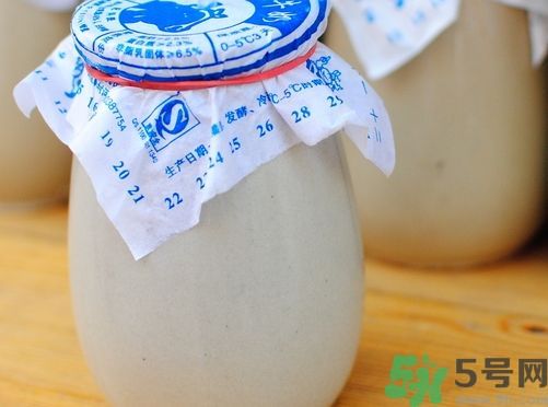 吃山竹可以喝酸奶嗎?山竹能和酸奶一起吃嗎? 吃山竹可以喝酸奶嗎?山竹能和酸奶一起吃嗎?