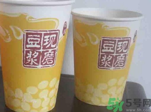 吃龍蝦可以喝豆?jié){嗎?龍蝦能和豆?jié){一起吃嗎? 吃龍蝦可以喝豆?jié){嗎?龍蝦能和豆?jié){一起吃嗎?