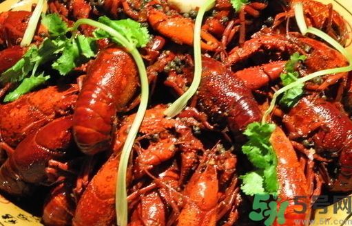 龍蝦可以和雞蛋一起吃嗎?龍蝦能和雞蛋同吃嗎? 龍蝦可以和雞蛋一起吃嗎?龍蝦能和雞蛋同吃嗎?