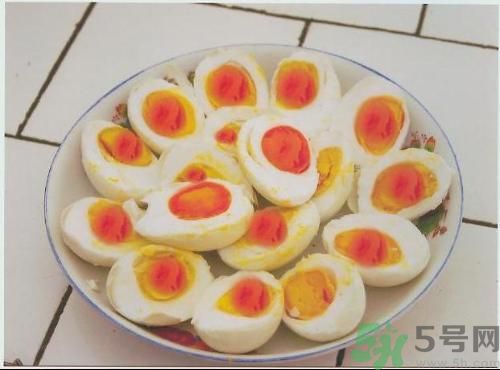 咸鴨蛋有假的嗎?咸鴨蛋真假怎么分辨 咸鴨蛋有假的嗎?咸鴨蛋真假怎么分辨