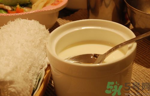 吃山藥能喝酸奶嗎?山藥可以和酸奶一起吃嗎? 吃山藥能喝酸奶嗎?山藥可以和酸奶一起吃嗎?