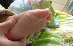 手足口病怎么治療?手足口病初期癥狀 手足口病怎么治療?手足口病初期癥狀