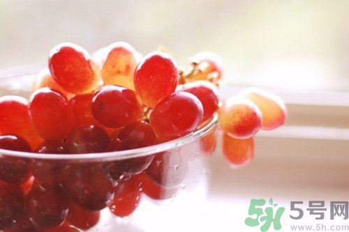 產(chǎn)婦可以吃提子嗎?產(chǎn)婦吃提子好嗎 產(chǎn)婦可以吃提子嗎?產(chǎn)婦吃提子好嗎