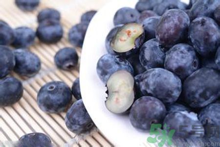 藍(lán)莓果醬怎么做好吃？藍(lán)莓果醬的做法