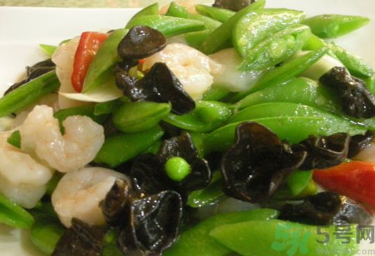 扁豆可以和木耳一起吃嗎?扁豆能和木耳同吃嗎? 扁豆可以和木耳一起吃嗎?扁豆能和木耳同吃嗎?