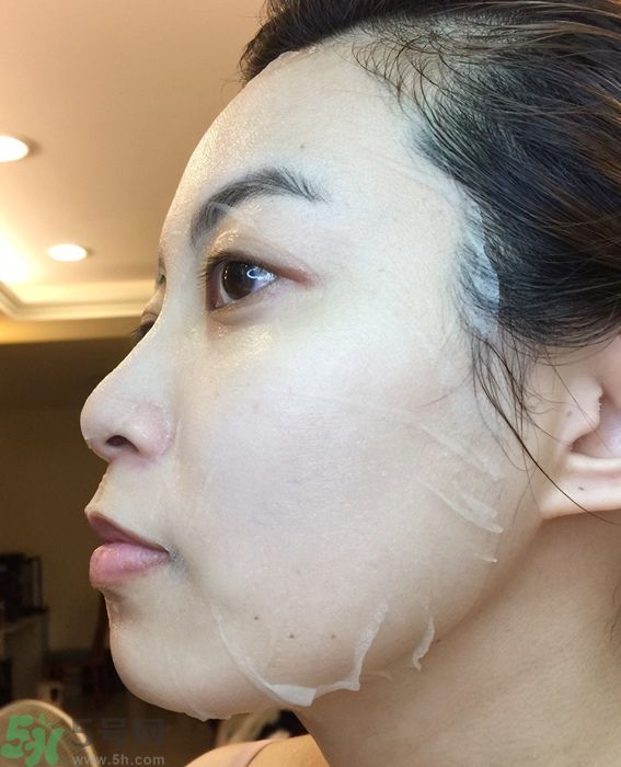 寵愛之名寵愛女孩礦物云絲面膜真假鑒別圖 寵愛之名寵愛女孩礦物云絲面膜真假鑒別圖