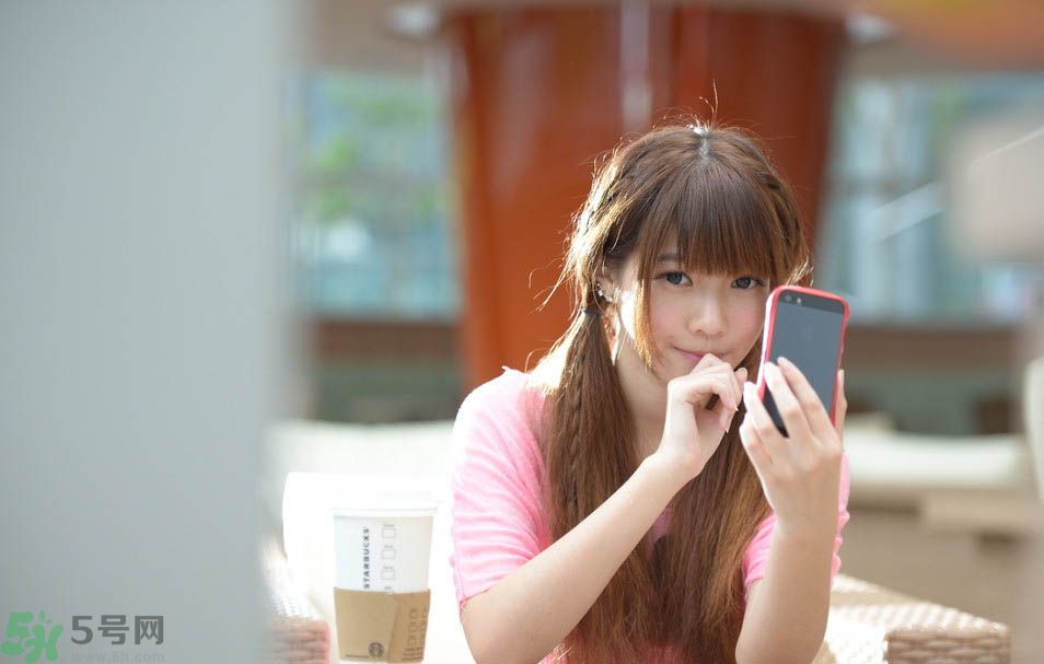 非處女的眼睛和處女的眼睛有什么不一樣？怎么樣辨別女性是不是處女？