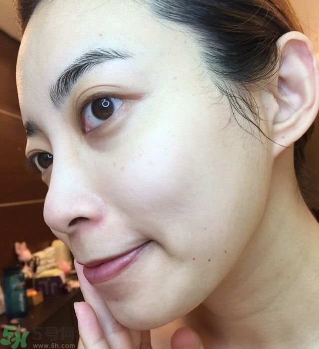 寵愛之名寵愛女孩礦物云絲面膜真假鑒別圖 寵愛之名寵愛女孩礦物云絲面膜真假鑒別圖