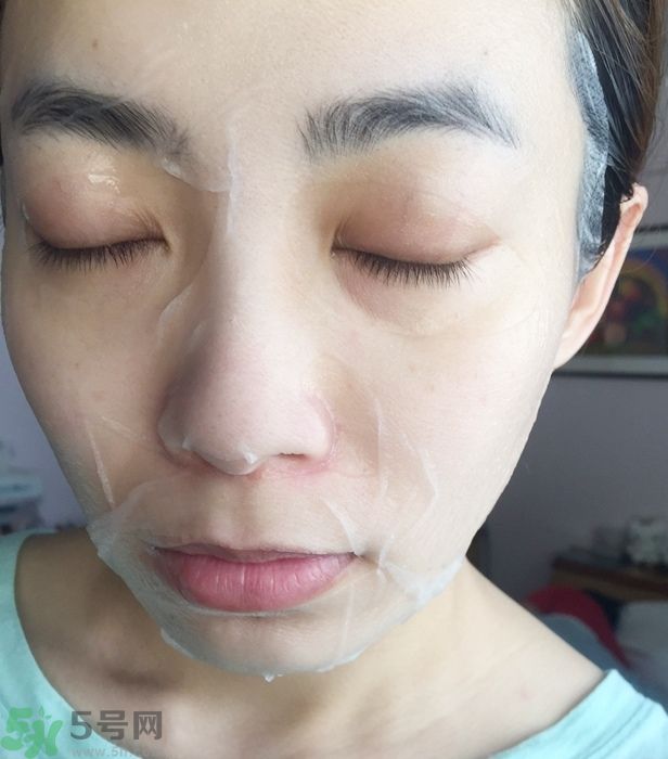 寵愛之名寵愛女孩礦物云絲面膜真假鑒別圖 寵愛之名寵愛女孩礦物云絲面膜真假鑒別圖