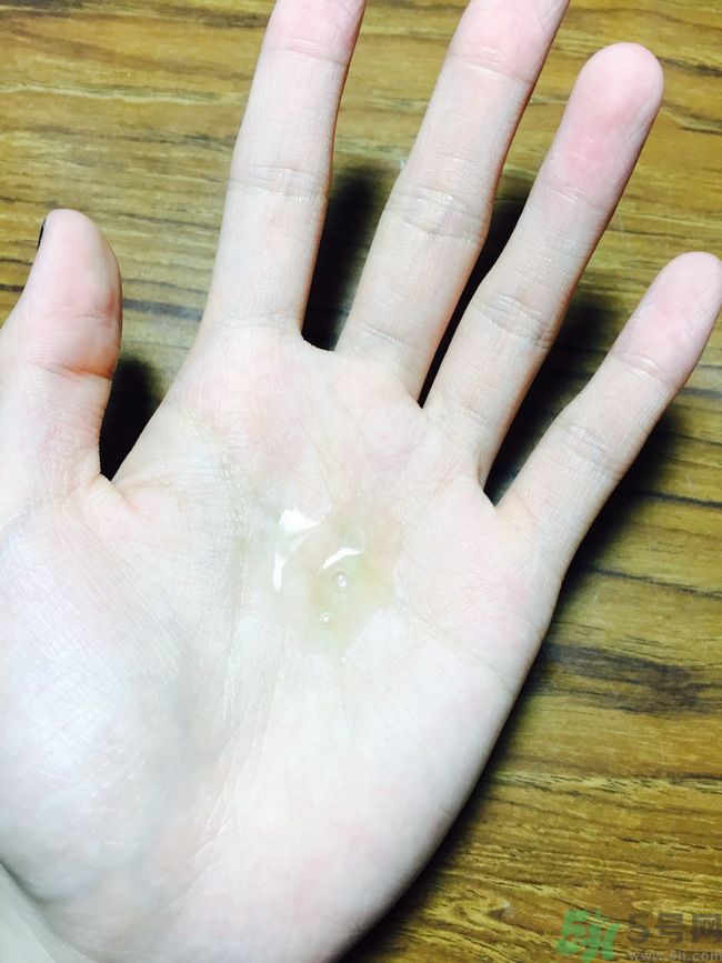 科顏氏藜麥煥膚精華怎么樣？科顏氏藜麥煥膚精華好用嗎