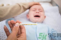 寶寶高燒抽風(fēng)怎么辦?寶寶高燒抽風(fēng)的癥狀 寶寶高燒抽風(fēng)怎么辦?寶寶高燒抽風(fēng)的癥狀