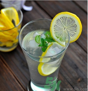 女生可以喝什么茶排毒養(yǎng)顏？女生喝什么茶可以美容？