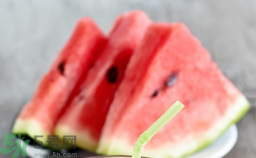 西瓜隔夜可以吃嗎?隔夜的西瓜孕婦能吃嗎 西瓜隔夜可以吃嗎?隔夜的西瓜孕婦能吃嗎