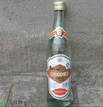 四特酒是哪里產(chǎn)的?老四特酒價格52度價格 四特酒是哪里產(chǎn)的?老四特酒價格52度價格