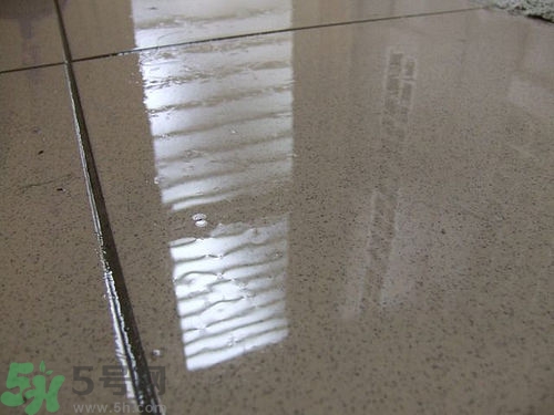 房間潮濕怎么辦？房間潮濕如何解決？