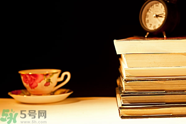 熬夜第二天怎么保持精神？熬夜第二天頭疼怎么辦？