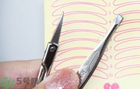 單眼皮怎么變雙眼皮了？單眼皮上面有一條線