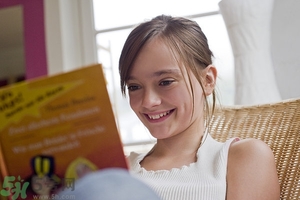 13歲女生胸部發(fā)育了正常嗎？13歲女生胸部發(fā)育要注意什么？