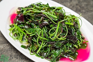 莧菜吃多了有什么壞處？莧菜吃多了大便紅色好嗎？