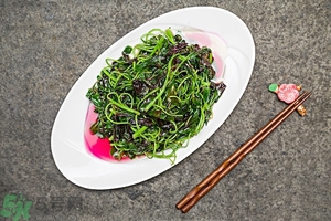 莧菜吃多了有什么壞處？莧菜吃多了大便紅色好嗎？