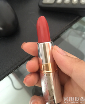 dhc潤唇膏真假怎么辨別?dhc潤唇膏真假辨別圖 dhc潤唇膏真假怎么辨別?dhc潤唇膏真假辨別圖