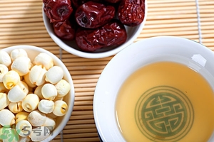 喝蓮子心能減肥嗎？蓮子心泡茶喝能減肥嗎？