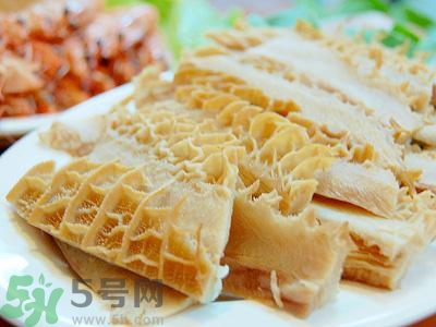 吃牛肚會發(fā)胖嗎?牛肚的熱量是多少 吃牛肚會發(fā)胖嗎?牛肚的熱量是多少