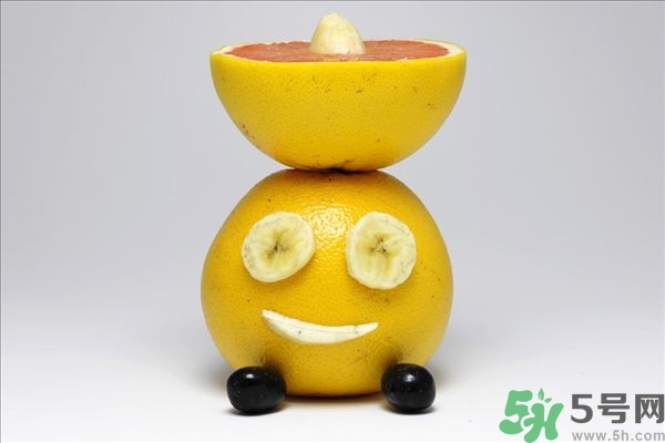 柚子是熱性的嗎？吃柚子要注意什么？