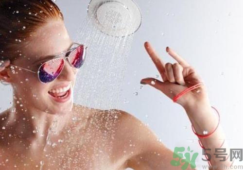 夏天洗澡水溫多少合適？夏天洗澡水溫多少比較好？