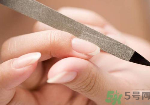 指甲長(zhǎng)到肉里是怎么回事？指甲長(zhǎng)到肉里怎么辦？