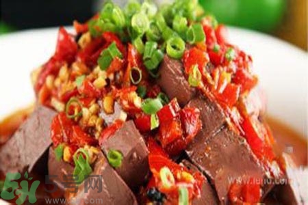 吃豬血會(huì)上火嗎？上火可以吃豬血嗎？