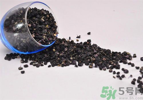 吃黑枸杞會(huì)上火嗎？吃黑枸杞會(huì)不會(huì)上火？