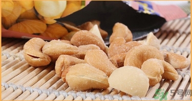 夏威夷果產(chǎn)地在哪里?夏威夷果和腰果哪個好 夏威夷果產(chǎn)地在哪里?夏威夷果和腰果哪個好